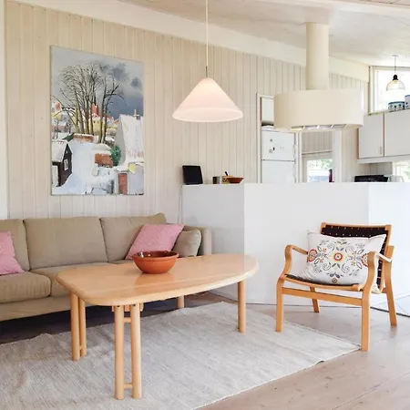 Three-bedroom Holiday In * Nordenbro Vesteregn