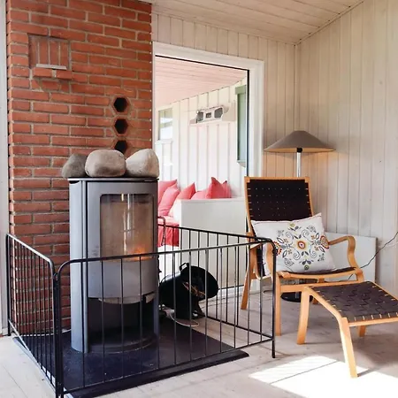 Three-bedroom Holiday In * Nordenbro Vesteregn
