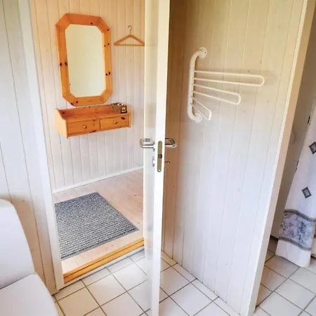 Semesterbostad Three-bedroom Holiday In Nordenbro Vesteregn